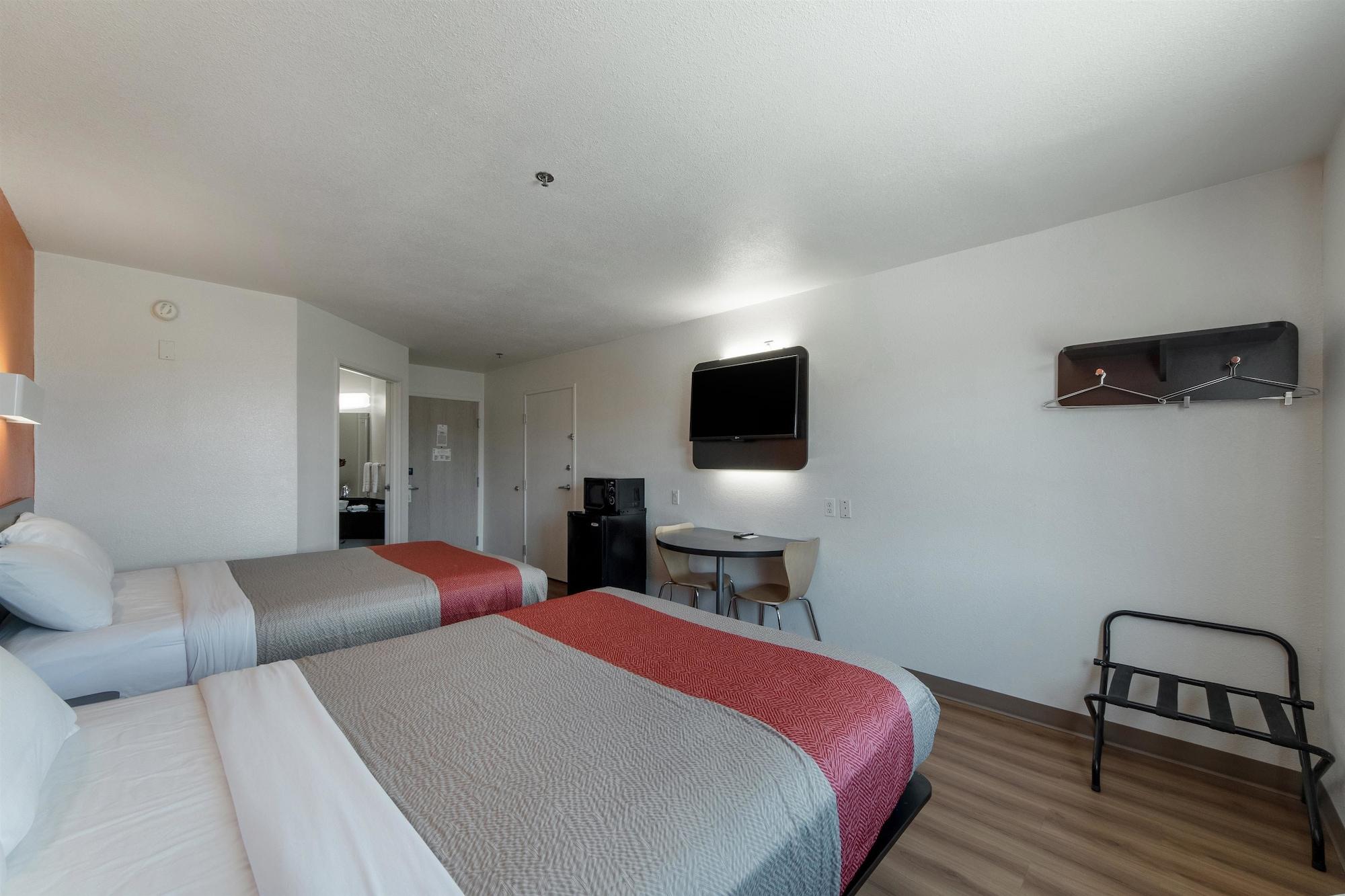 Motel 6-San Antonio, Tx - Downtown - Alamo Dome 외부 사진