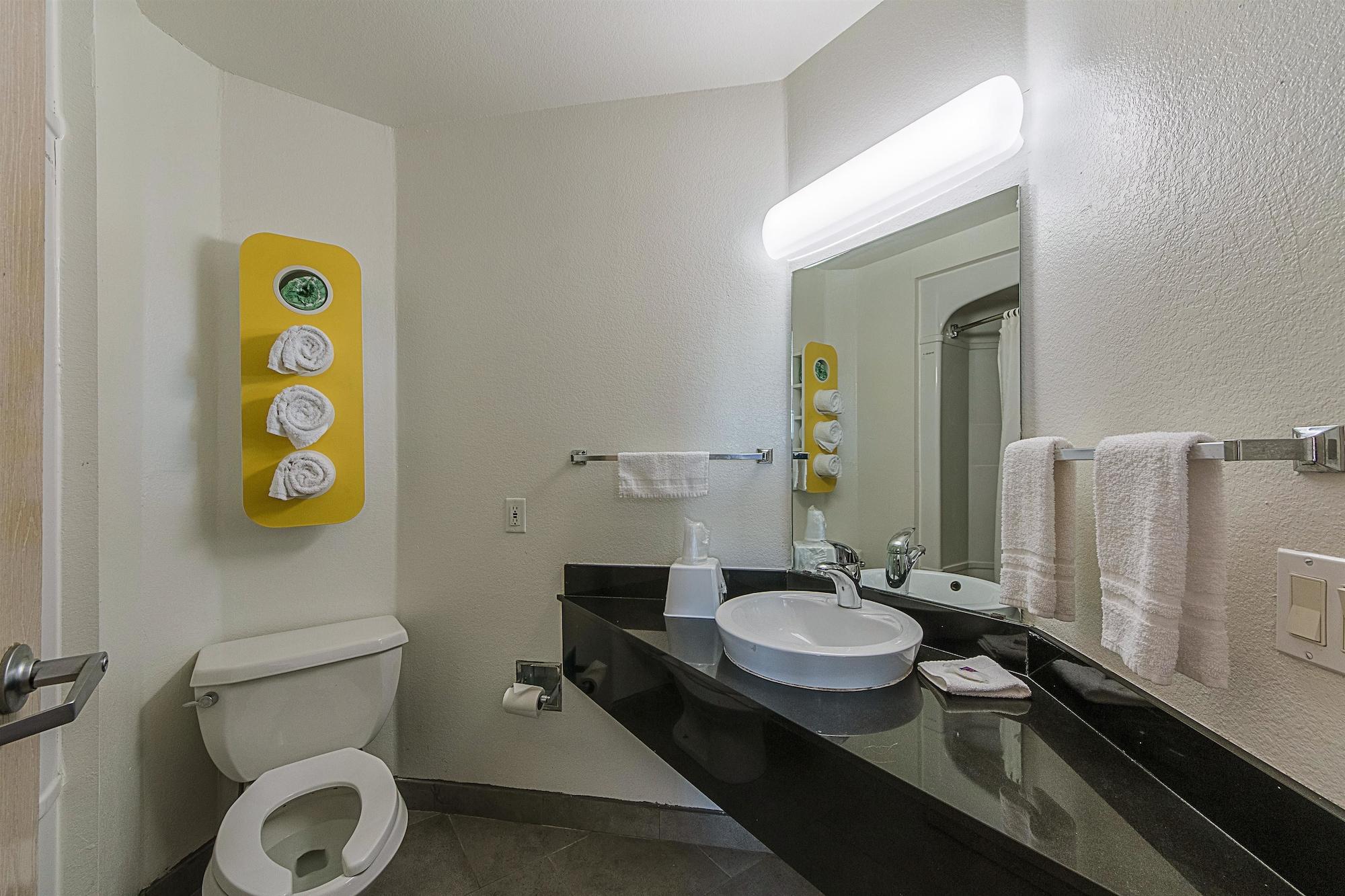 Motel 6-San Antonio, Tx - Downtown - Alamo Dome 외부 사진