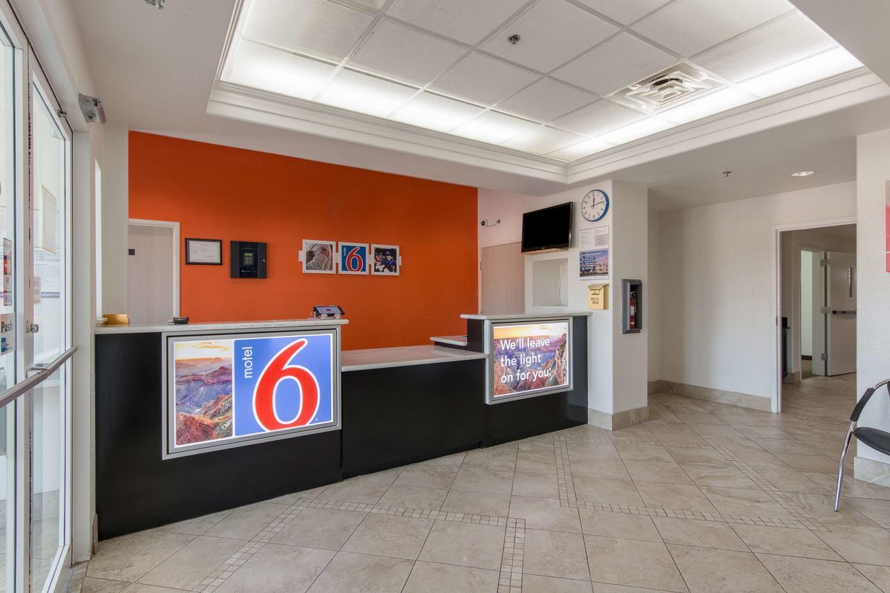 Motel 6-San Antonio, Tx - Downtown - Alamo Dome 외부 사진
