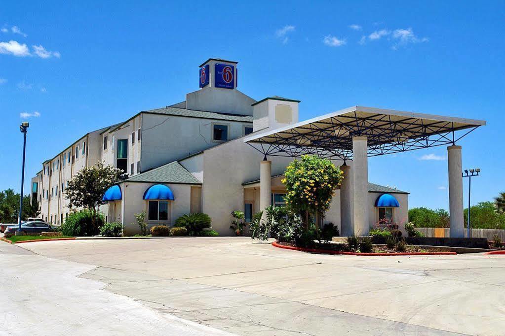 Motel 6-San Antonio, Tx - Downtown - Alamo Dome 외부 사진